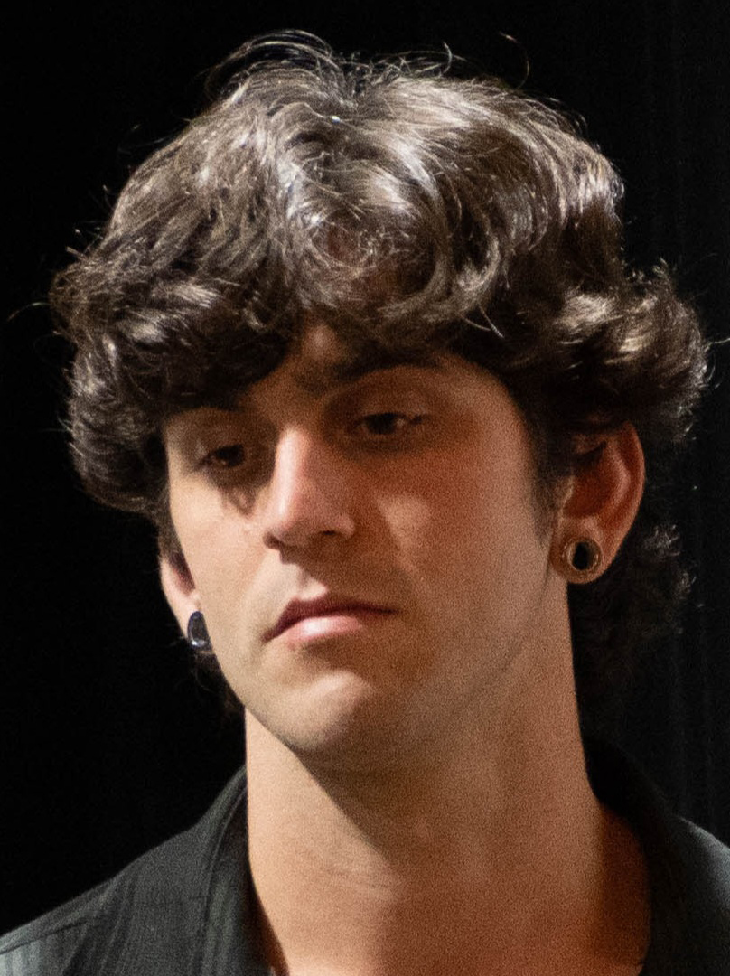 Lic. Daniel Vidal . Comunicación, Inventario de Obra y Archivo Documental del Estate Antonio Vidal. Nieto del artista.