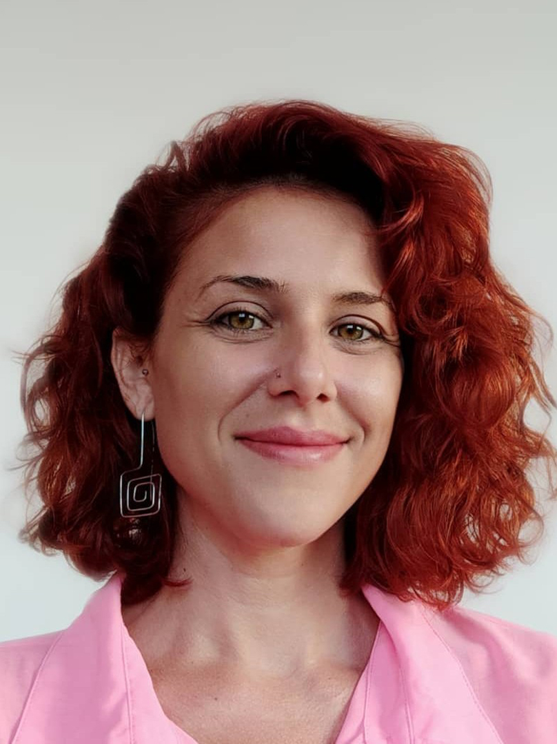 1. Mabel Vidal Asesoría y consultoría Nieta del artista